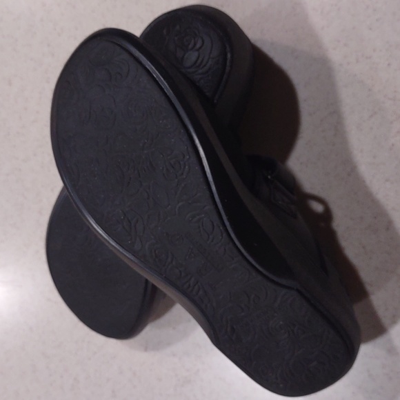 Traq by Algeria Black Mary Jane Style Shoes Size 37 EUC - Picture 9 of 15